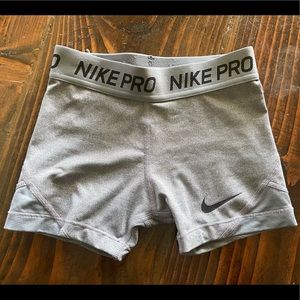 Xs girls nike pro shorts